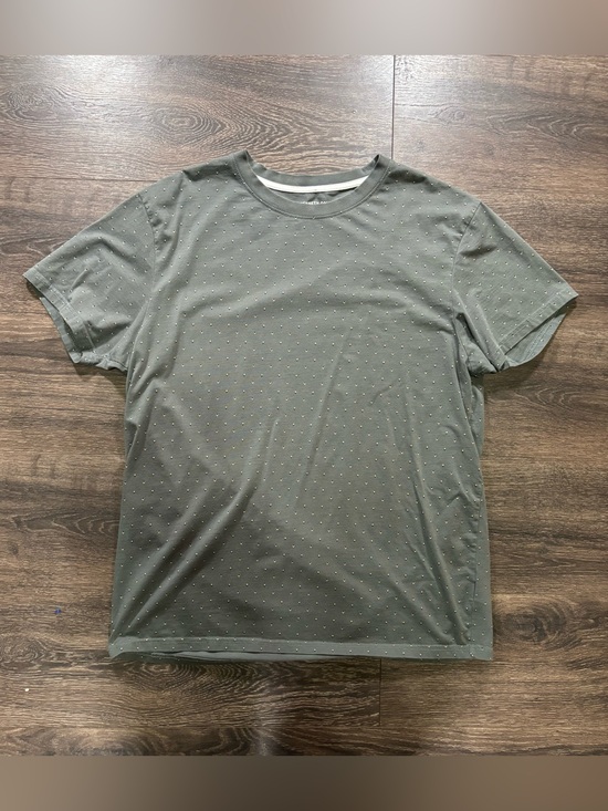 Kenneth Cole Other - Kenneth Cole Olive V-Neck Tee with Gold Dot Detail
